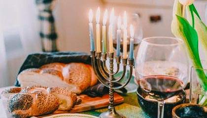 九游正版入口-阿德耶米门前抢点破门，拜尔横传送助攻！多特1-0领先奥格斯堡